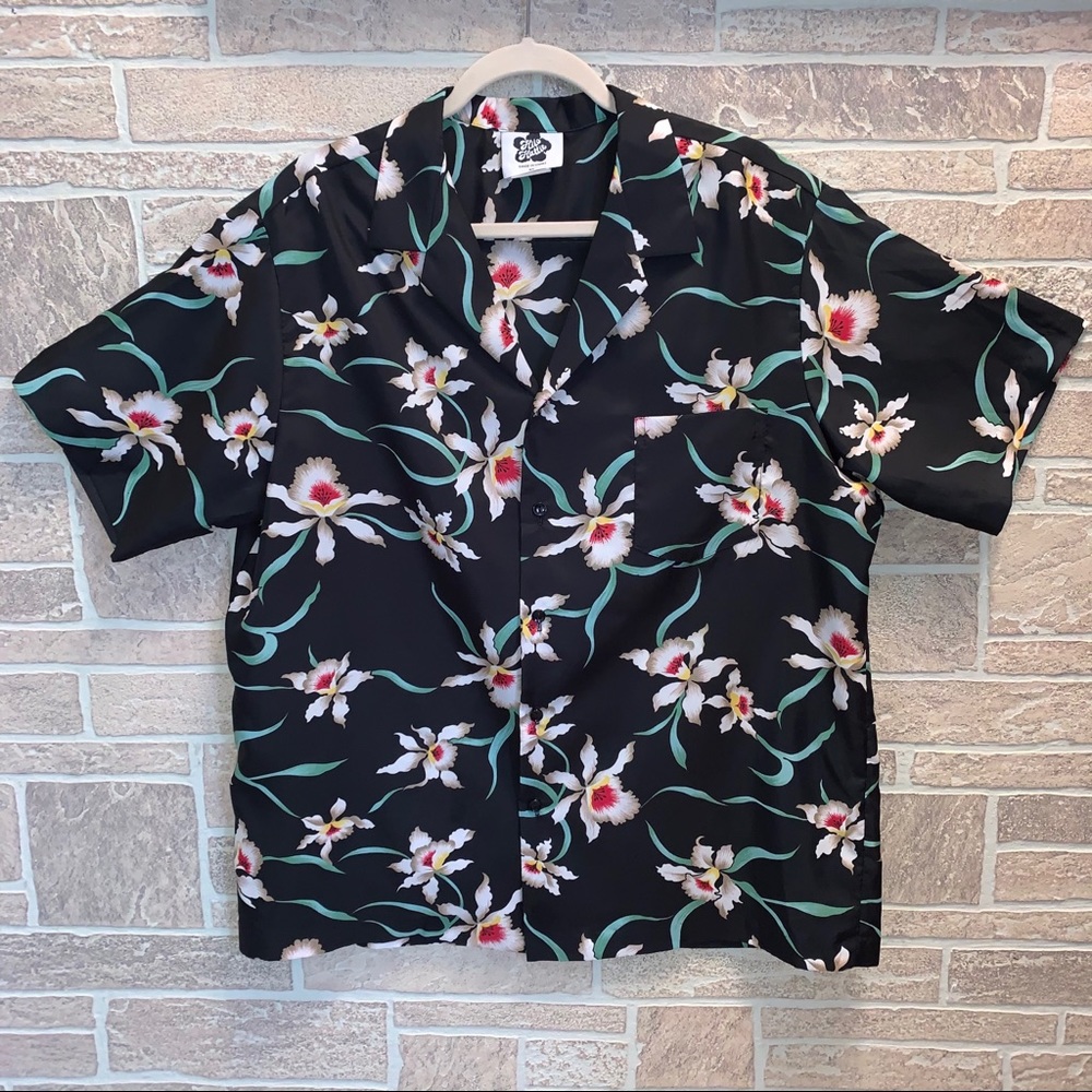 Hilo Hattie Hawaiian Shirt Size XL Floral Hibiscus